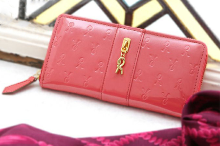 ジャンル別におすすめのピンク色のお財布を紹介します