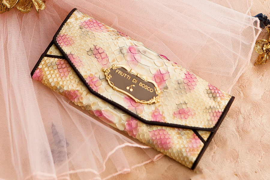 「愛されピンクのお財布がほしい！」可愛いピンク財布があるレディースブランドとおすすめアイテム36選