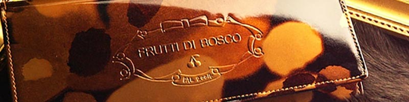 貯蓄運がアップする茶色の金運財布は、フルッティ ディ ボスコのアルバナイトランプ